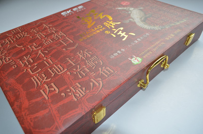 廣州萬形紙品包裝 木質特色禮盒訂做，含金屬扣設計與市場暢賣